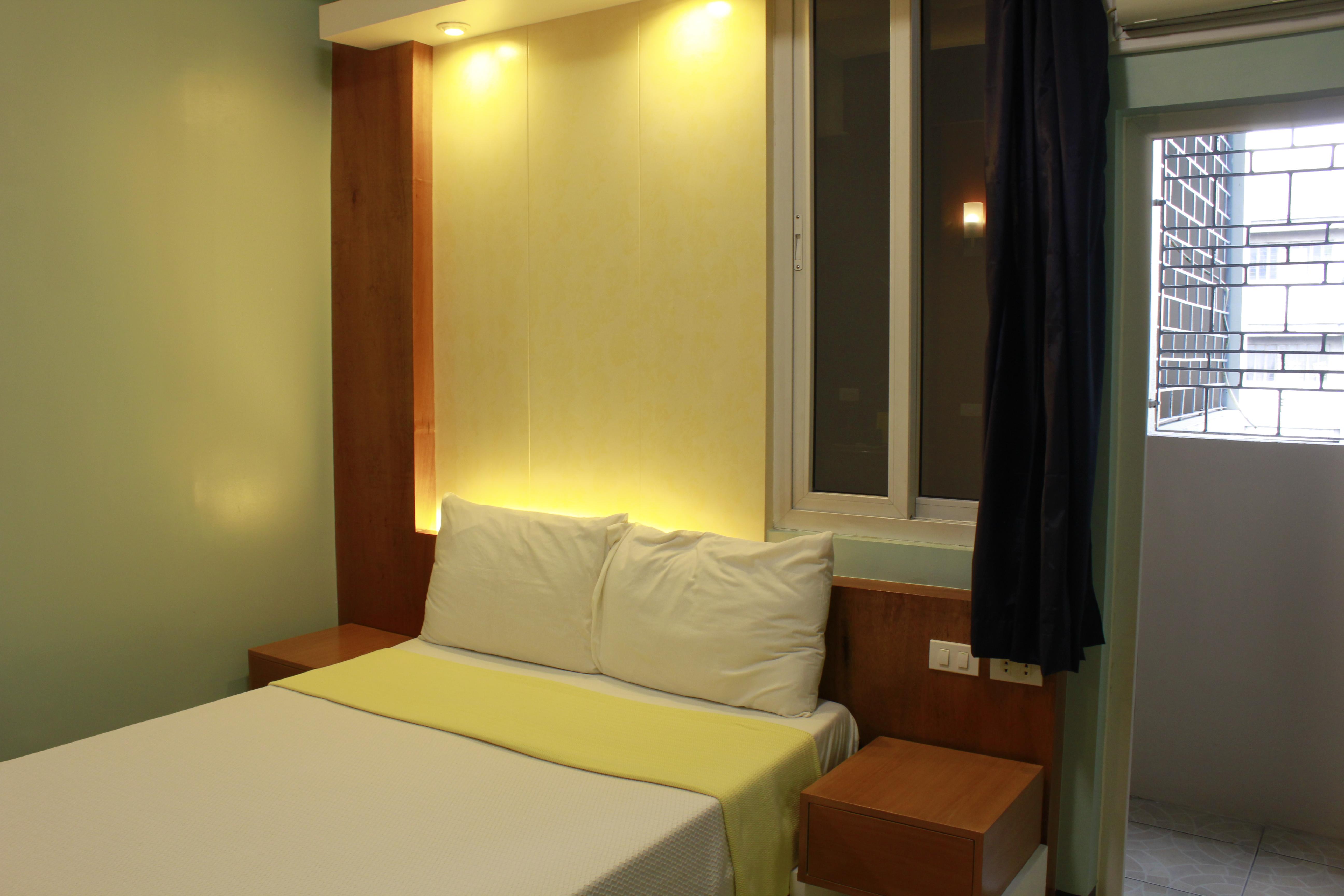 Leesons Residences Manila Esterno foto