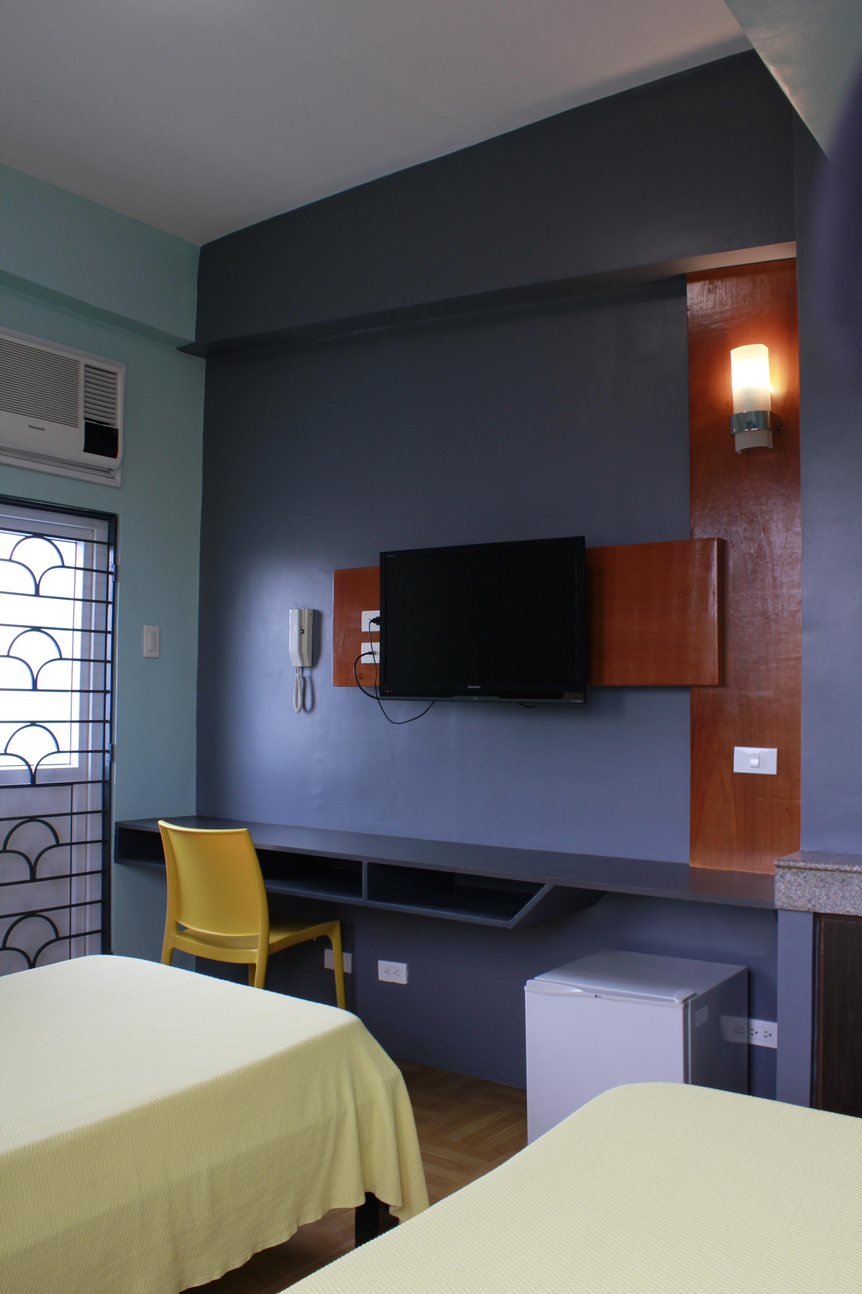 Leesons Residences Manila Esterno foto