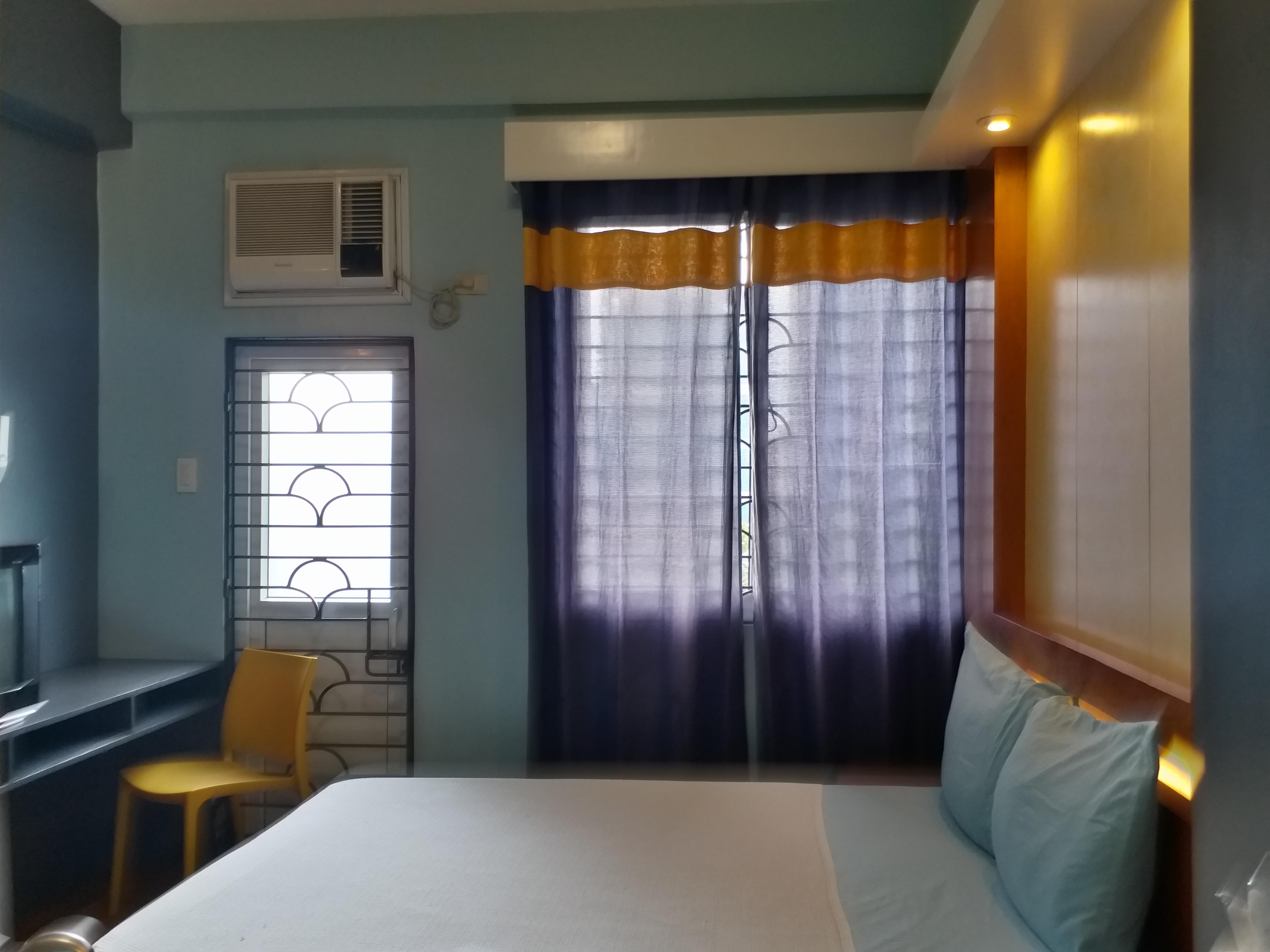 Leesons Residences Manila Esterno foto