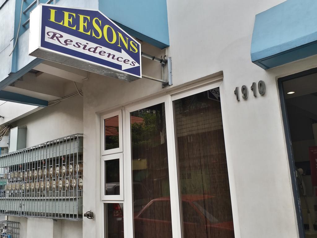 Leesons Residences Manila Esterno foto